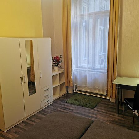 Emerald Apartment Budapest Exteriör bild